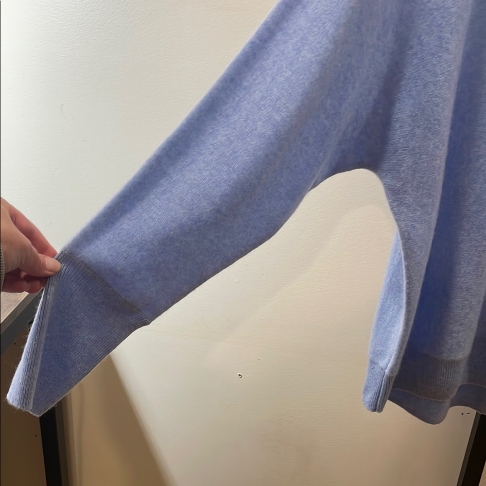 Neiman Marcus Light Blue Scoop Neck Sweater - Picture 7 of 7